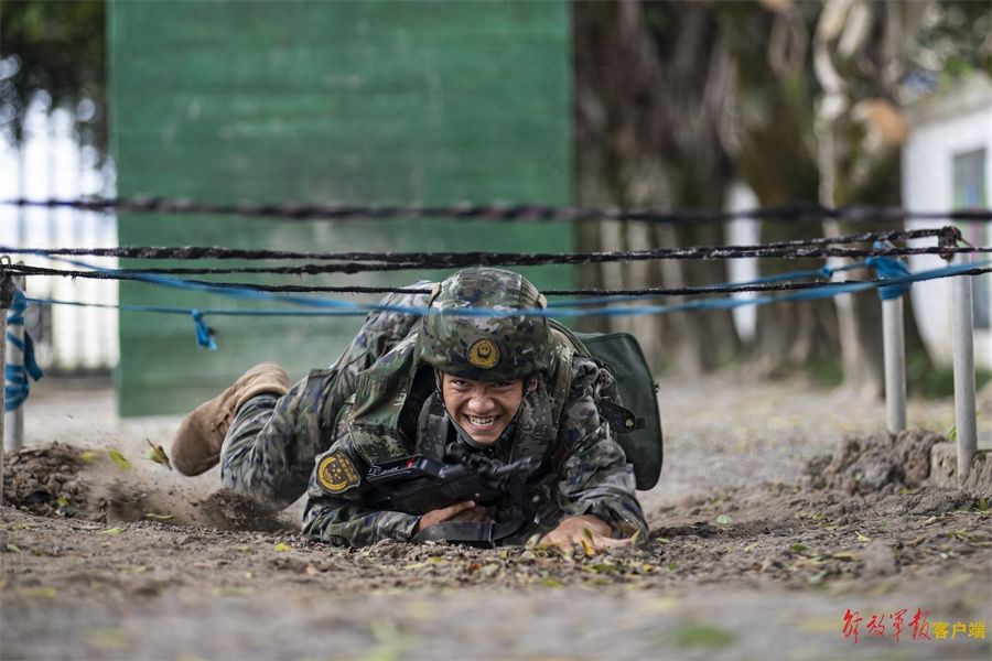 刺杀、擒敌、对抗...... 走进武警重庆总队某支队火热练兵场