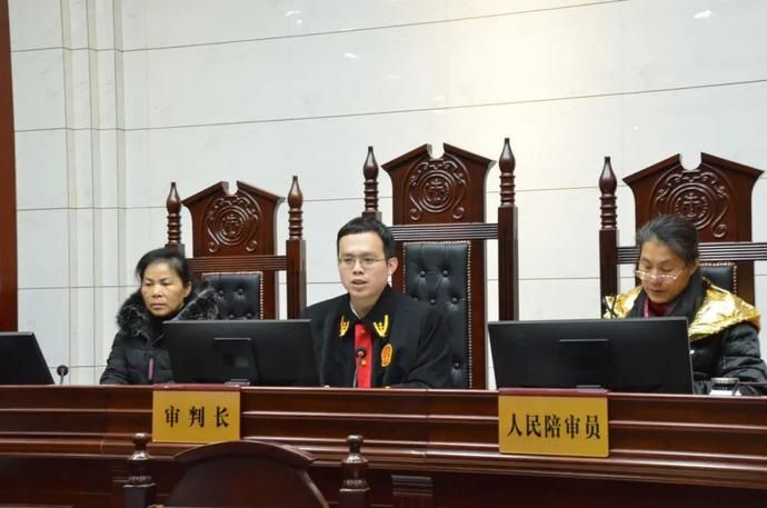 法院|法官看法官 | 奋斗正当时!以青春书写法院新篇章!