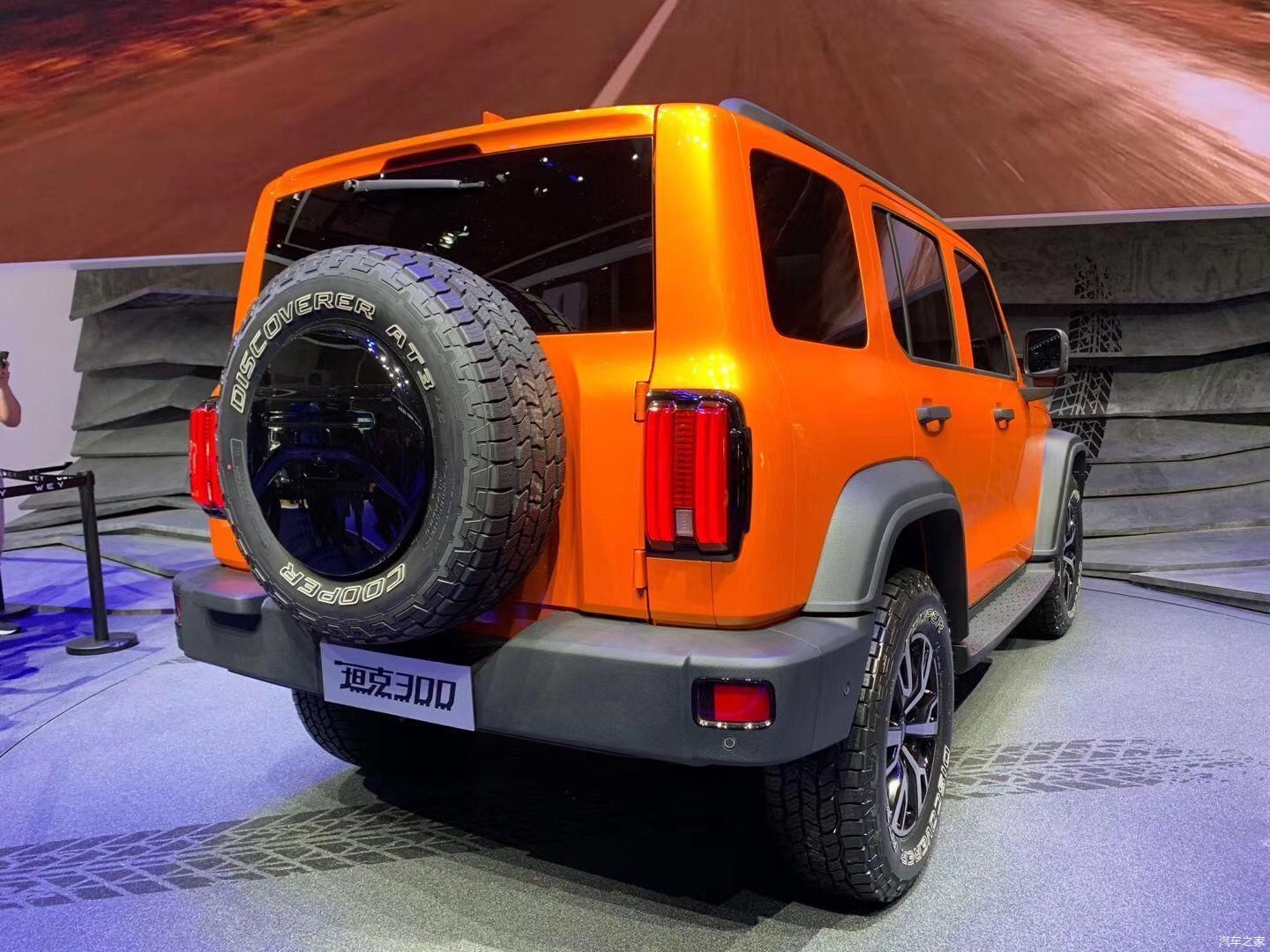  全新|#2020成都车展#WEY品牌全新SUV 坦克300亮相