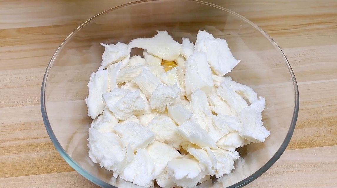  家里的孩子|2个馒头3个鸡蛋，教你做中式披萨，成本不到3元钱，小孩抢着吃