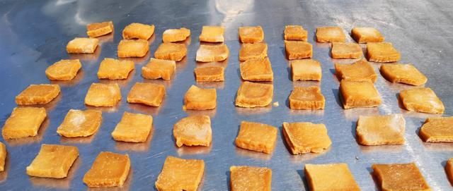 用料|盐卤豆腐干教你这样做，食材用料都简单，晒上一天能吃3个月