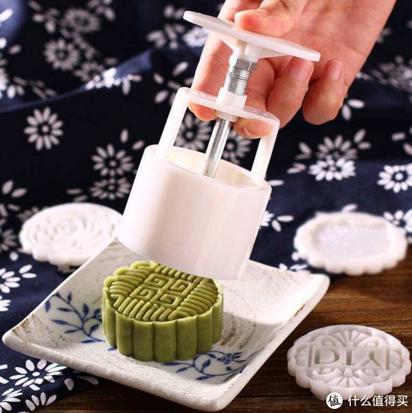 国庆|自己动手,丰衣足食~ 趁着国庆假期,陪娃自制抹茶冰皮月饼~