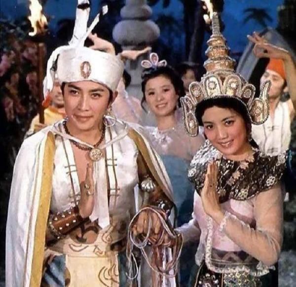  男子|西双版纳傣族姓氏大揭秘：男子全姓＂岩＂，女子全姓＂玉＂？