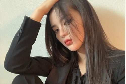  喜爱|杨超越录制《中餐厅》，多位大咖齐集结，元气少女引期待