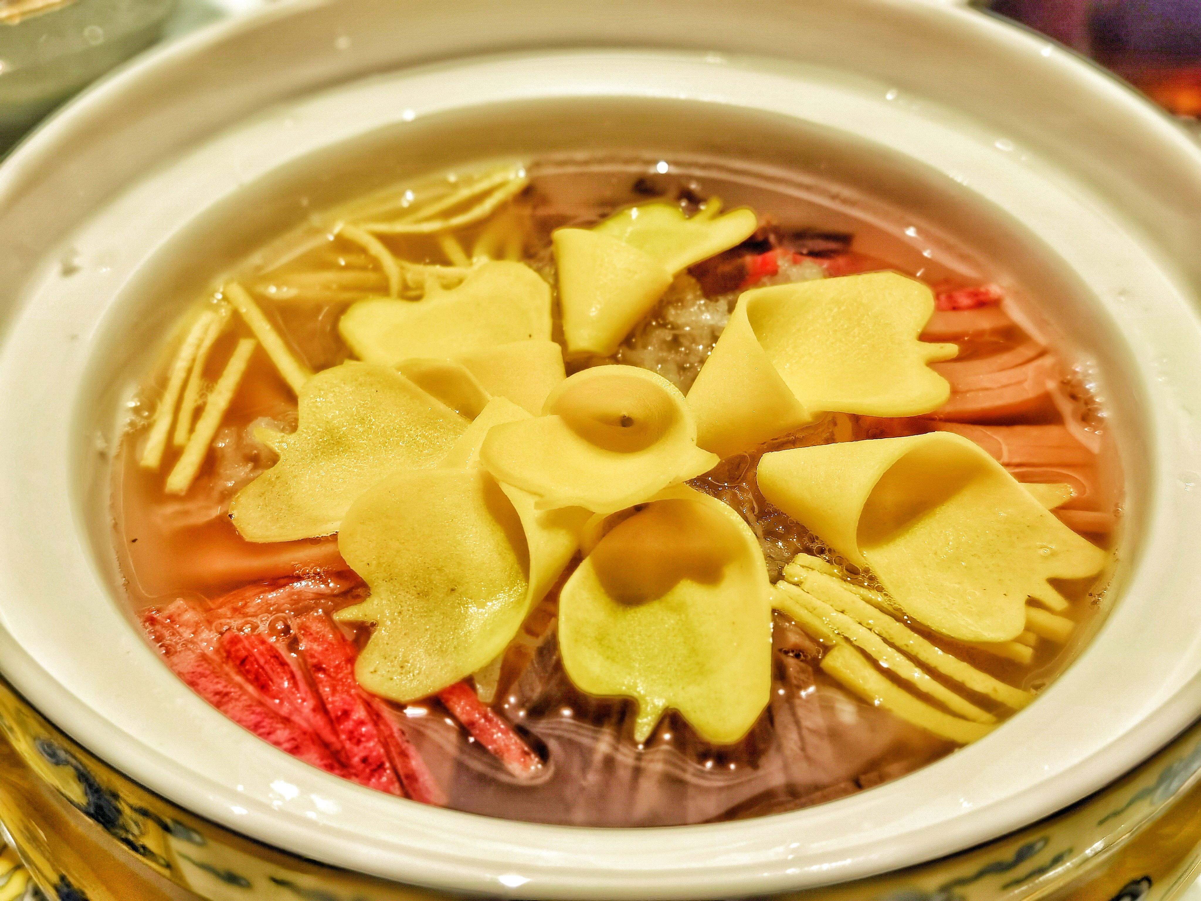 少不了|洛阳美食一大怪，当地人早起少不了荤汤，外地人表示真吃不来