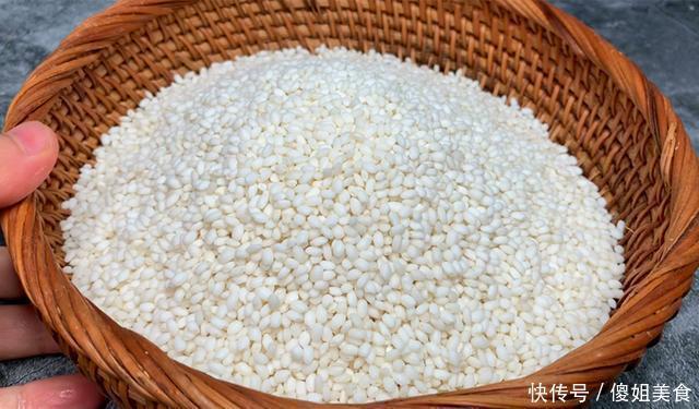 和粽子一样|糯米最近火了,这做法一看就会,香甜软糯又解馋,比吃肉还香