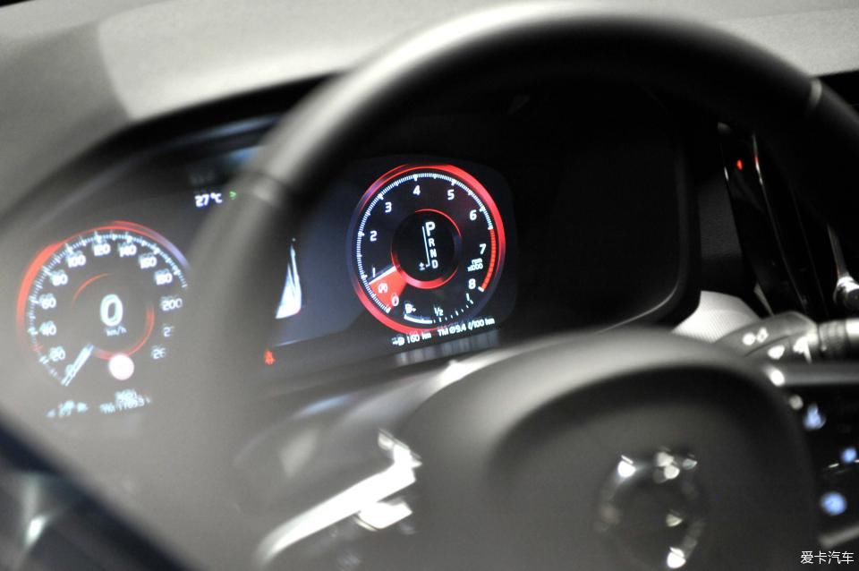 设计|【见证】【Richard作业】XC60老车主深度体验S60