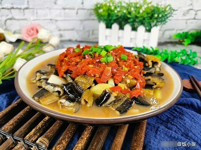  鲜嫩|小暑过后，有条件多吃这种淡水鱼，正当季，鲜嫩肥美，美味又滋补