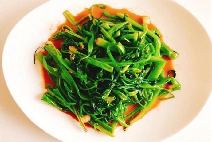 做法|简单快手美味家常菜腐乳空心菜，做法简单味道鲜美，新手一看就会