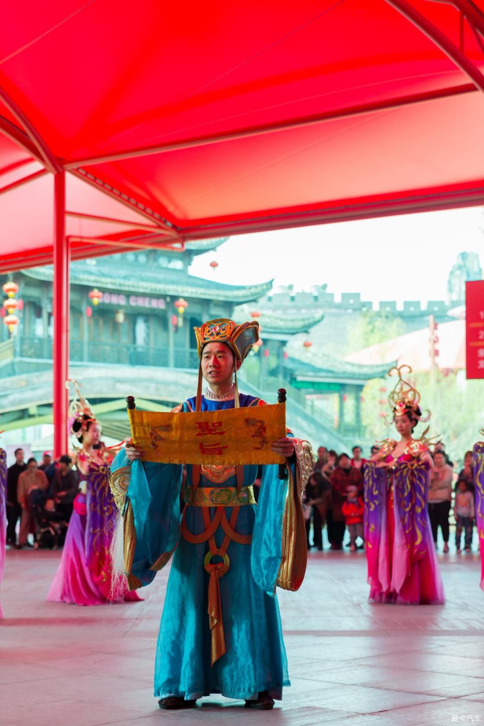 主题酒店|杭州有很多美景与动人的故事,宋城千古情的表演也非常震撼