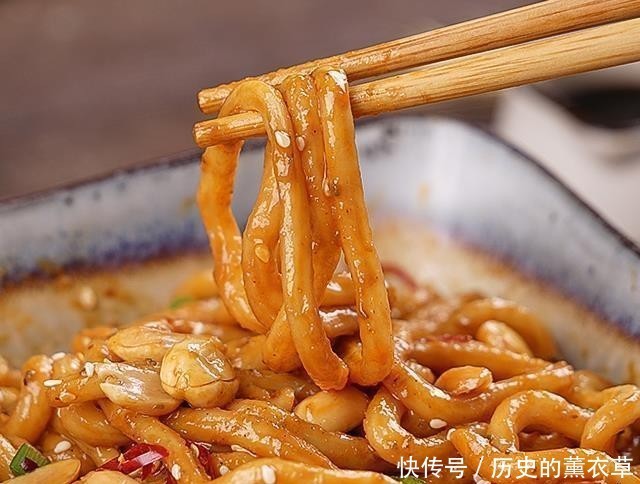 好吃|别只知道吃泡面?如今都流行吃这4种特色风味速食面,倍好吃!