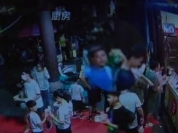  妈妈|老鼠因咬了小女孩脚趾后当场死亡，妈妈一看瞬间吓坏了