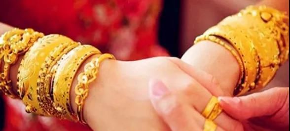 彩礼|“大媳妇给1万彩礼，二媳妇要20万”：父母一碗水真的能端平吗？