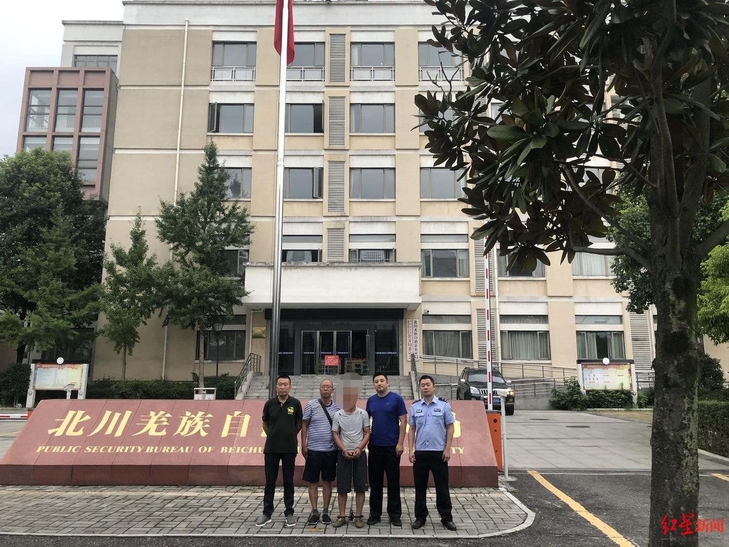 工人|山西老板夫妇因工钱纠纷被一工人杀害 嫌疑人潜逃13年后落网