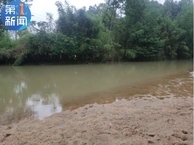  真相|岸边的涵洞伸出一只小手，真相令人后怕