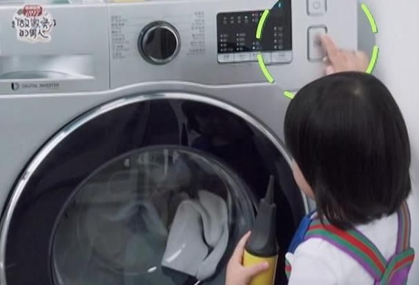  午饭|《做家务的男人2》独自带1岁女儿连午饭都吃不上，王祖蓝：全职妈妈太难