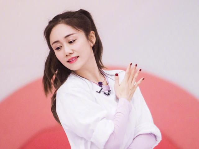  刘芸|刘芸发长文感谢姐姐，却对张含韵万茜王霏霏只字未提，是忘了吗？