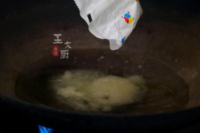  卫生|在家就能做的水果牛奶果冻，做出来比超市卖的还好吃，干净又卫生