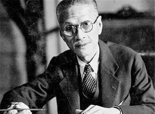 逮捕|戴笠设宴请50个汉奸吃饭,汉奸刚入席,戴笠:现在公布逮捕名单