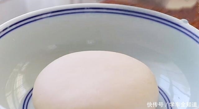 番茄|西红柿别再炒着吃了,大厨教你新吃法,1次5斤不够吃,开胃又解馋