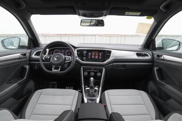 低头|又一款豪车低头了！本田CR-V都比不上T-ROC探歌！合资18万元实惠好用