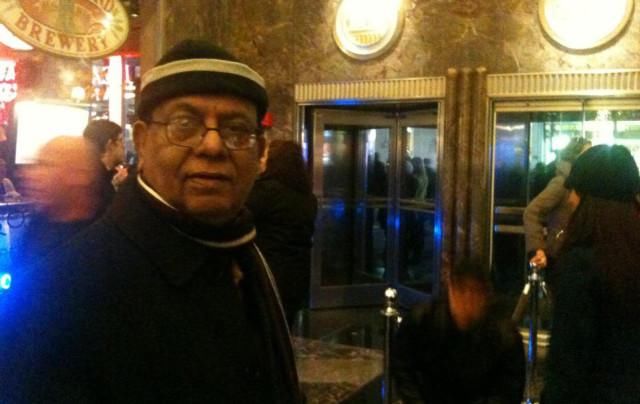  男星|孟加拉男星因新冠去世，确诊仅10天，家人分享与他生前最后合影