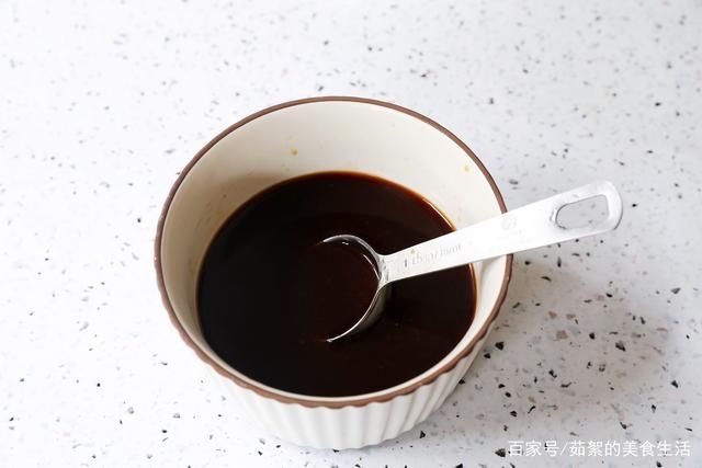 红烧|秋天,就爱这样吃鱼,不清蒸不红烧,酱香入味,大人小孩都爱吃