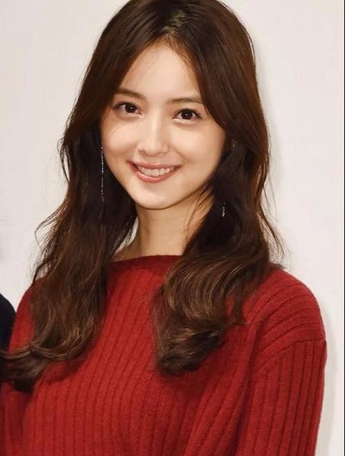  希太|比起渡边杏佐佐木希太卑微了，配合老公露面秀恩爱真不嫌脏？