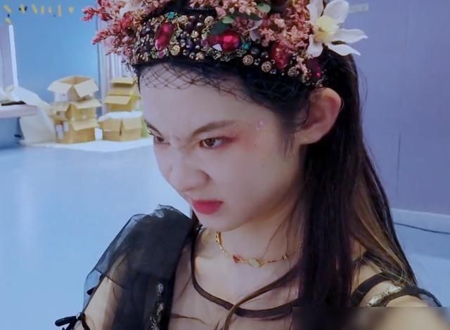  决赛|《创造营2020》决赛前张艺凡跌出7强，徐艺洋第4，王艺瑾跃升第2