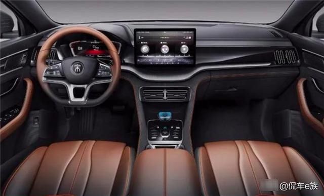  PLUS|智慧担当宋PLUS“爆麦演出”，比亚迪“天团”9月出道