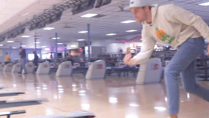  开挂|兄弟开挂吗？球杆装火箭、靶心自己找飞镖，想输都难