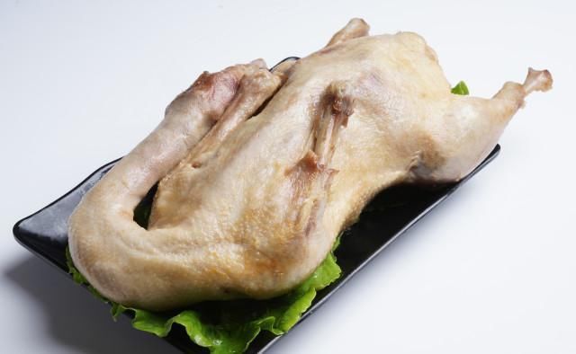 香辛料|盐水鸭非常简单,重要用90度水焯,白米醋除腥,香辛料仅用八角、麻椒