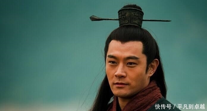 八大|三国八大谋士排名, 凤雏卧龙不算什么, 他可以一敌八