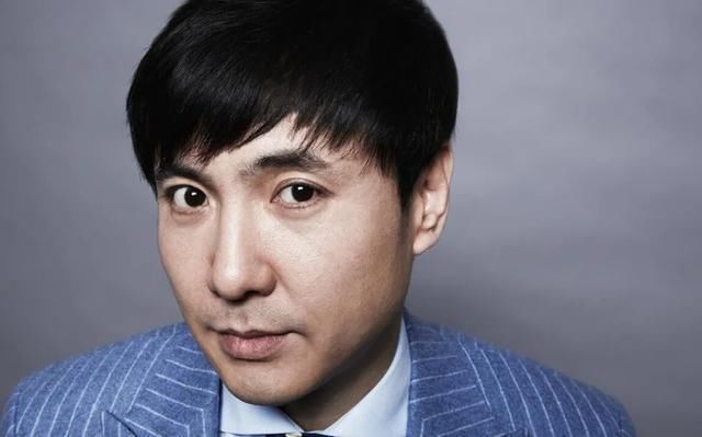  喜剧电影|周星驰之后，能扛起喜剧电影大旗的也就三个人而已