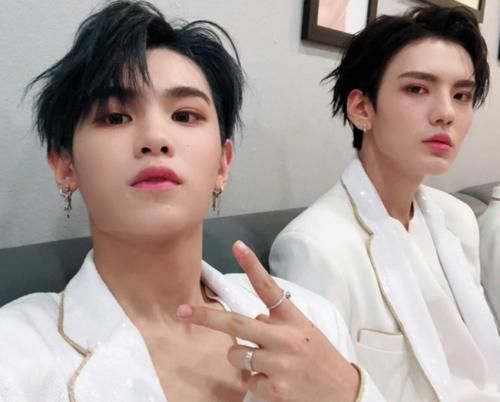  参加过|少年之名是“回锅肉”大本营！李希侃热度高，却改变不了糊综事实