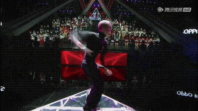  节目|14岁韩国学舞，17岁出道，22岁爆红的王一博，运气真的好吗？