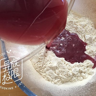  蔓越|蔓越莓鲜葡萄汁软欧包