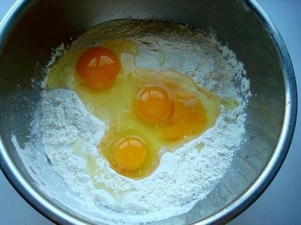 烤箱|家里有面粉一定要学做它,不用烤箱,咬一口又香又脆,孩子抢着吃