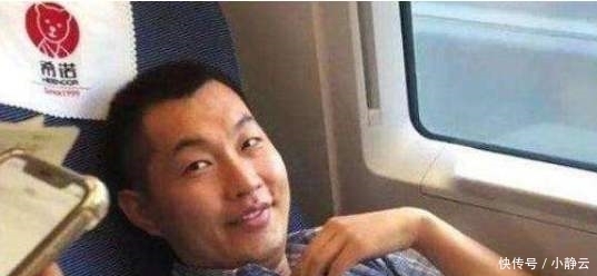 靠窗|靠窗乘客拒绝大爷窗边放热水杯，被骂没素质，12306：他可以拒绝