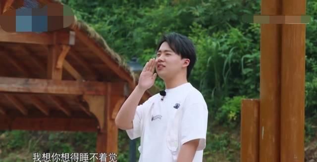 常客|郭麒麟：不拼爹，综艺营业，热搜常客，宝藏男孩为何这样“红”？