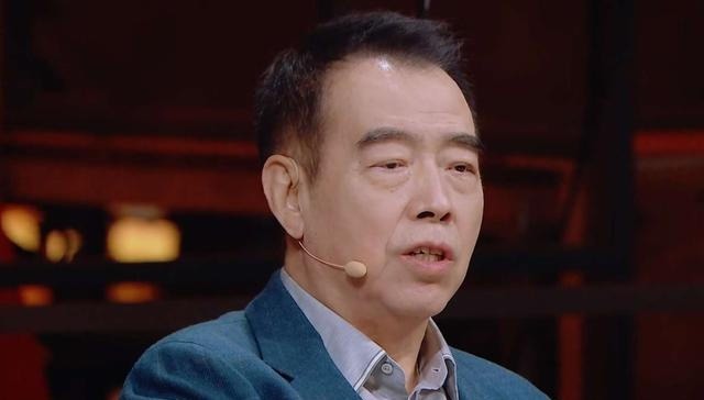 娄艺潇|娄艺潇出演王漫妮,一个细节直接表明演法错误,几位导师都没指出