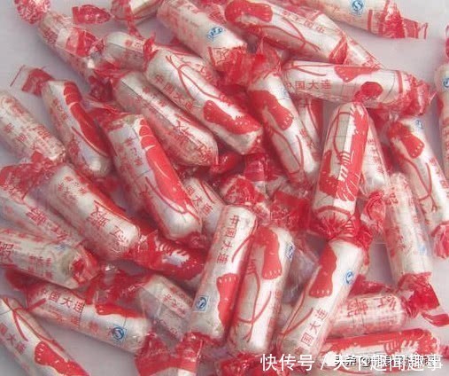 孩子|我赌一颗棒棒糖，吃过这5种零食的，孩子都要会打酱油了吧！