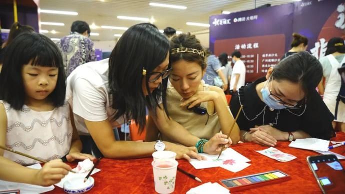  通草画|回顾｜从一张薄薄的通草纸解锁非遗潮奢玩法！