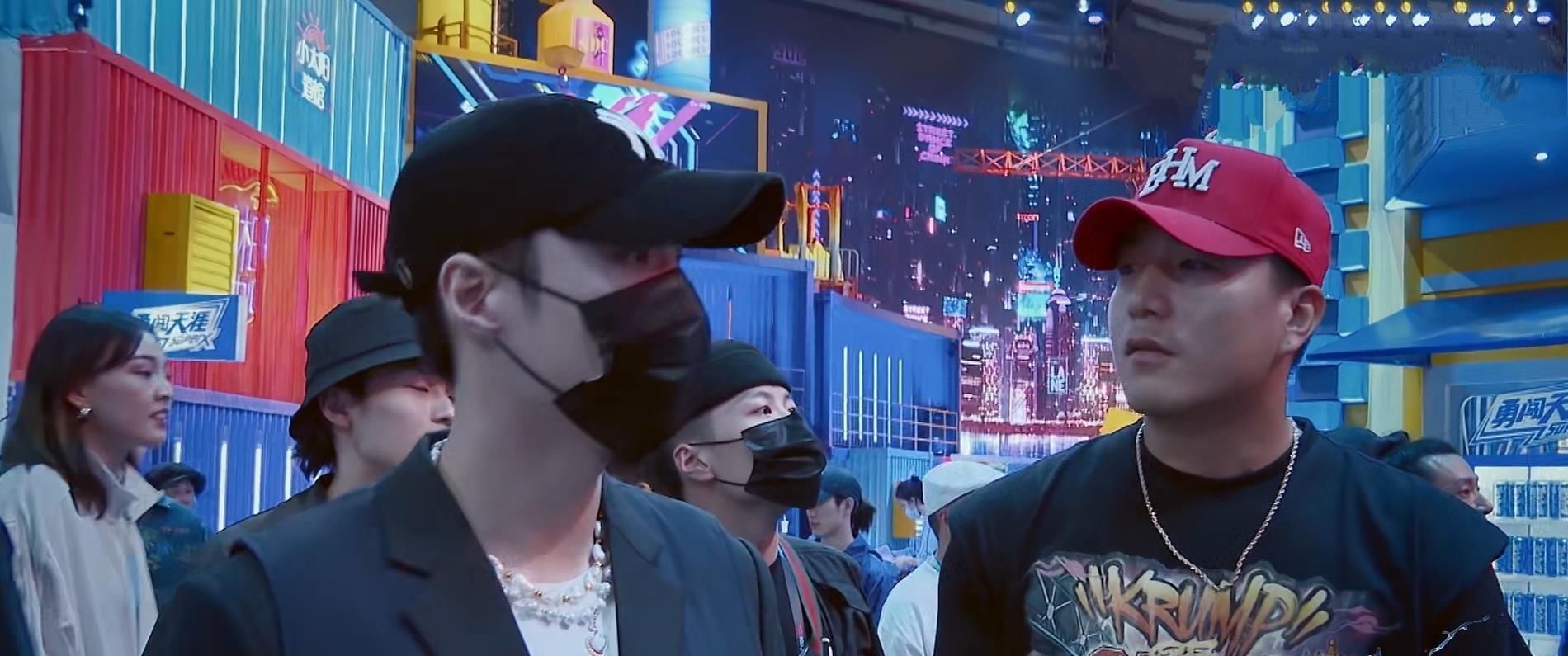  街舞|《街舞3》张艺兴Krump征服全场, KOD创始人高博表示, 想给他扔鞋