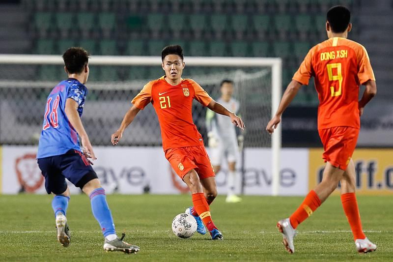  否定|他仅仅为国足踢了一场比赛，就被李铁全面否定，如今已无缘征召