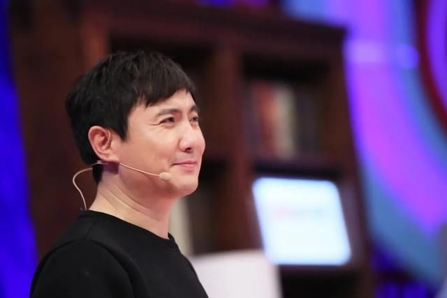  喜剧电影|周星驰之后，能扛起喜剧电影大旗的也就三个人而已