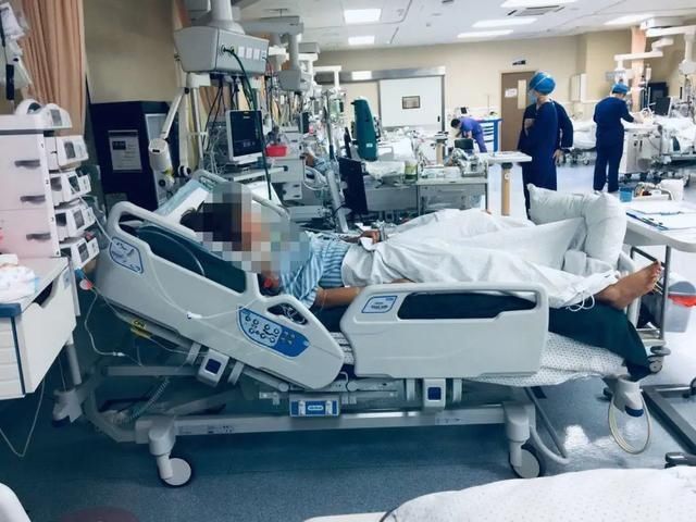  女孩|飞来横祸！浙江一名23岁女孩骑电动车惨遭“割喉”，罪魁祸首万万想不到