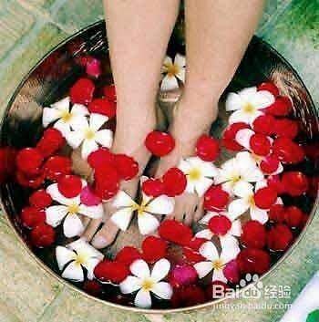  晚上|晚上什么时候泡脚最好