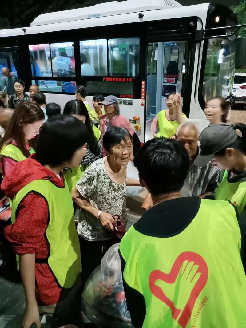 河北廊坊：蓄滞洪区启用 青春力量集结防汛一线