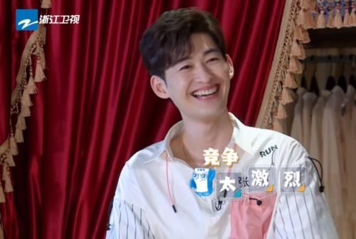  多观众都|宋雨琦用脚踢baby的脸时，有谁注意baby的表情，不装了？